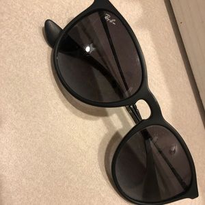 Ray-Ban: Erika Classic Sunglasses